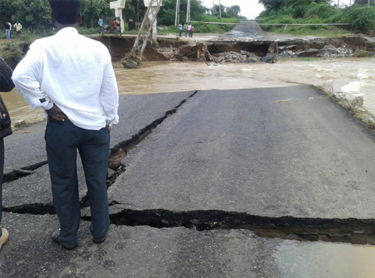 Heavy rain damages roads in Tandur