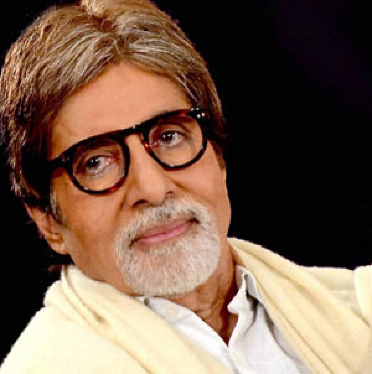 Big B, Shoojit Sircar to join forces again