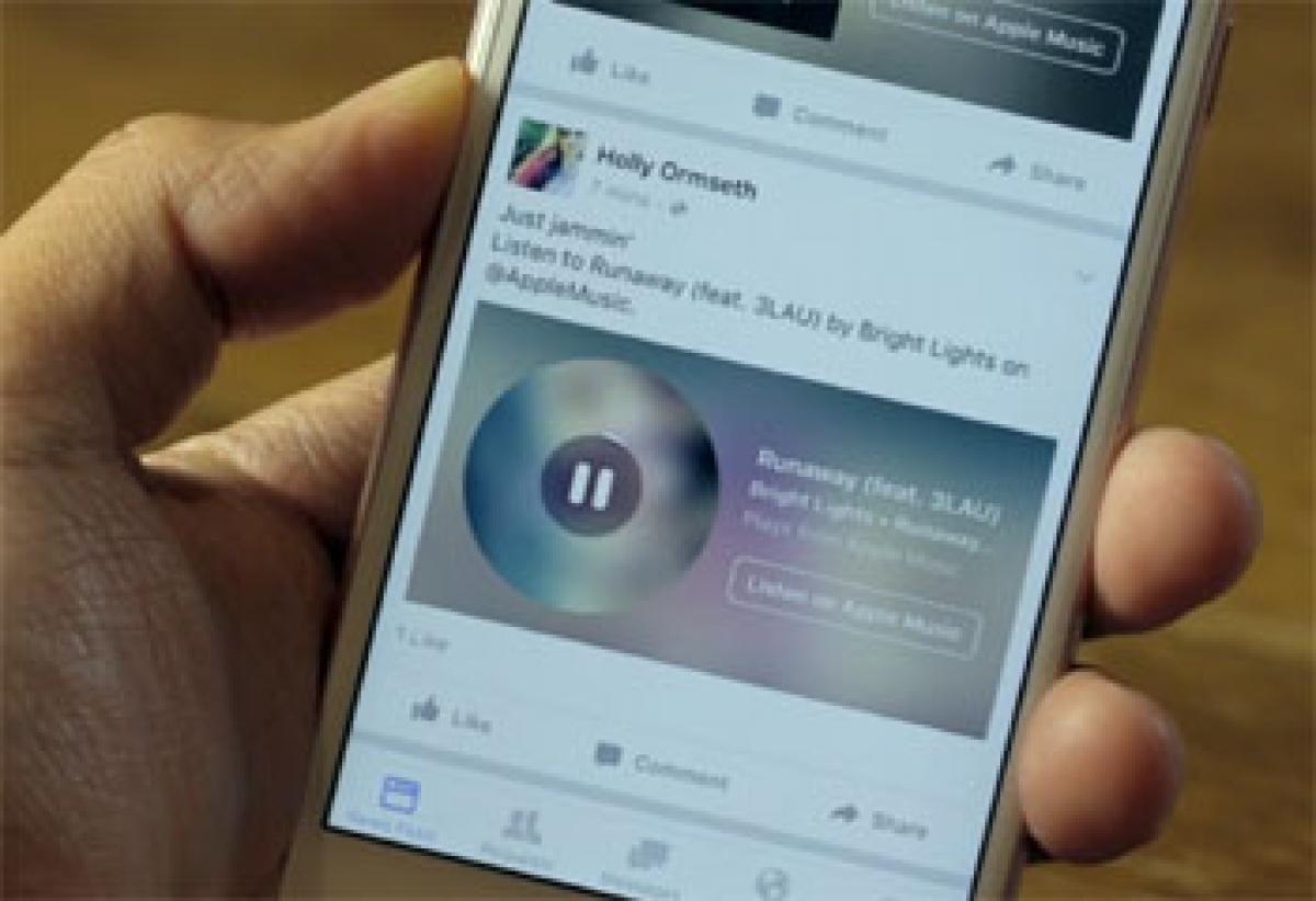 FB expands Music Stories, adds Listen & Scroll feature