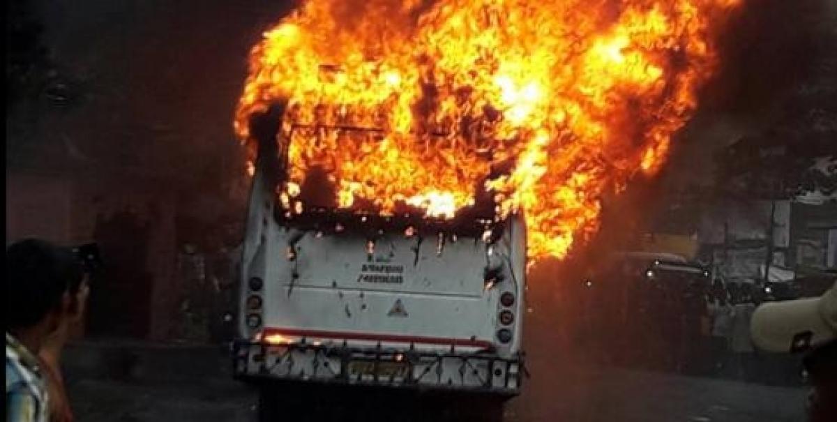 9 Burnt Alive In Bihar After The Bus They Were Travelling In Caught Fire