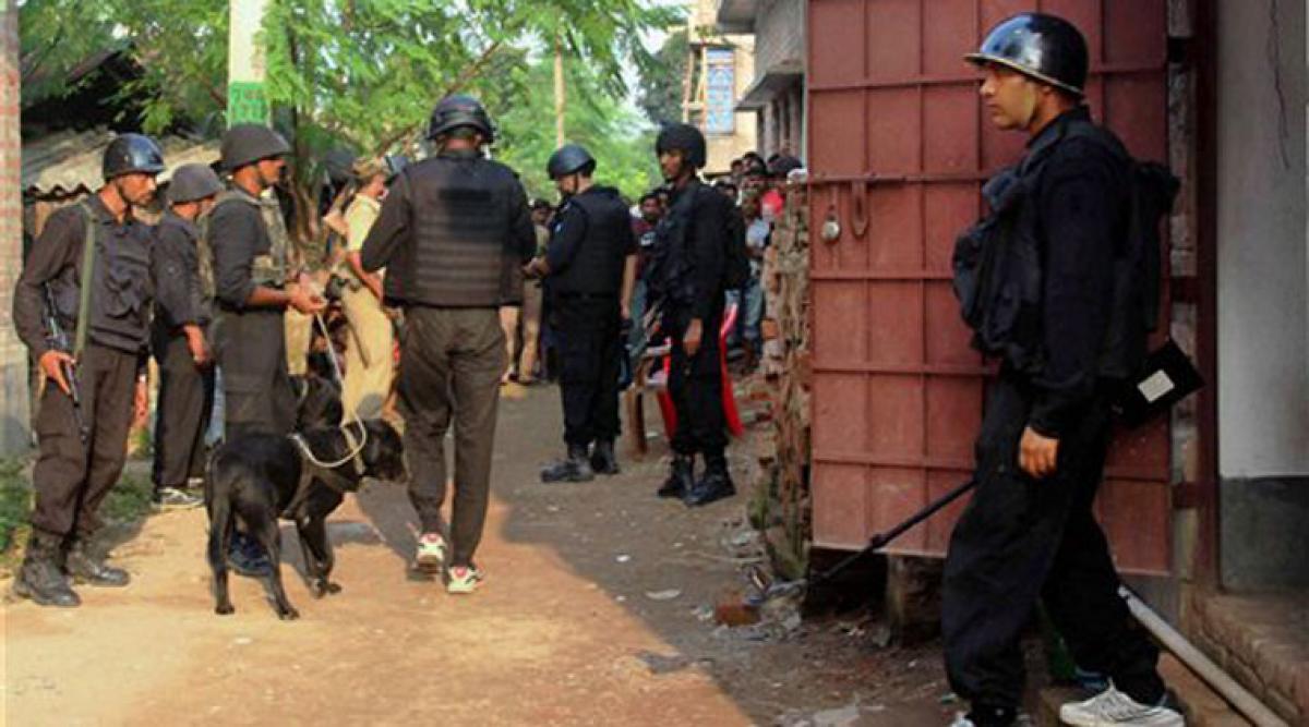 Four suspected Bangladeshi militants nabbed in Assam