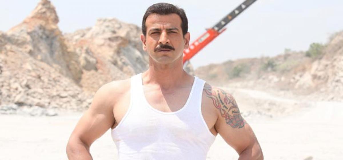 Ronit Roy clocks 25 years in showbiz