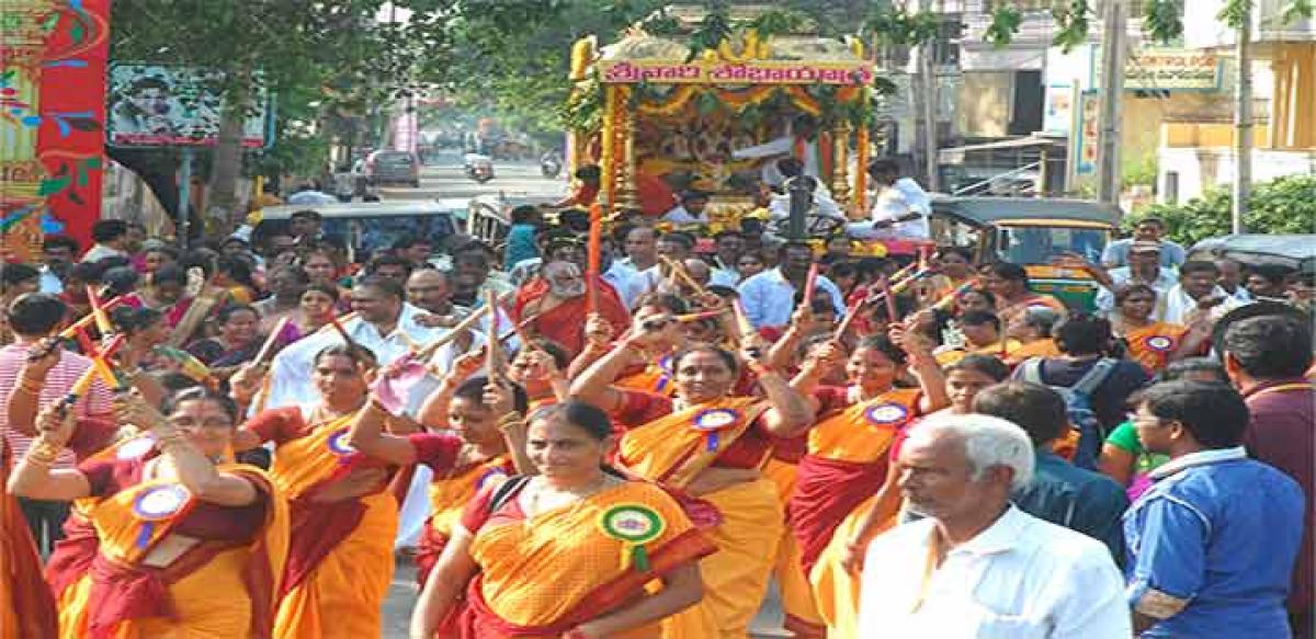 Devotion marks Srivari Shobha Yatra