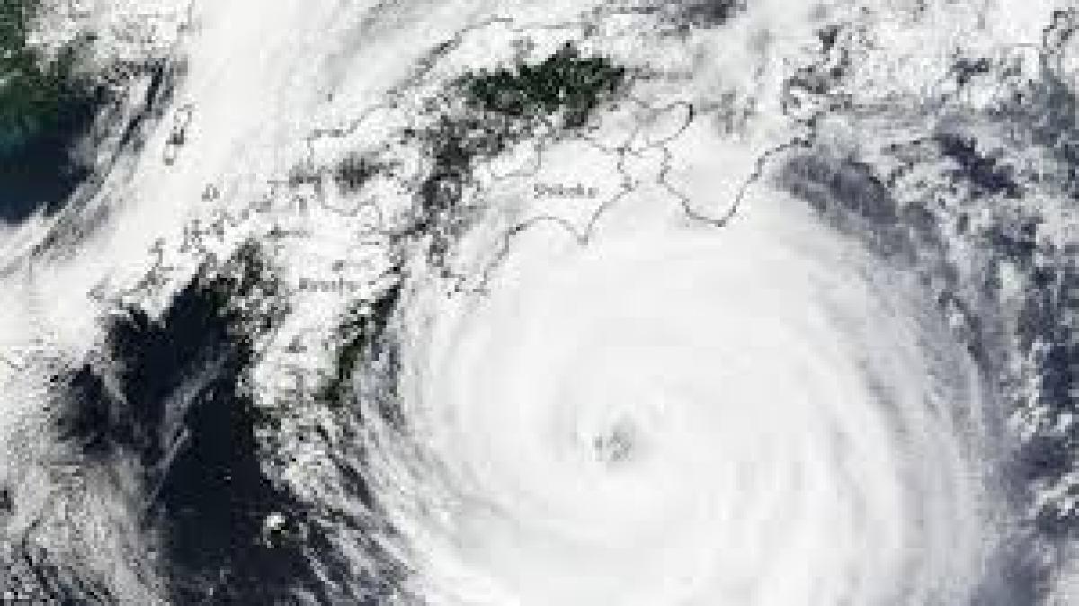 Typhoon Nangka plays havoc in Japan, lakhs evacuated