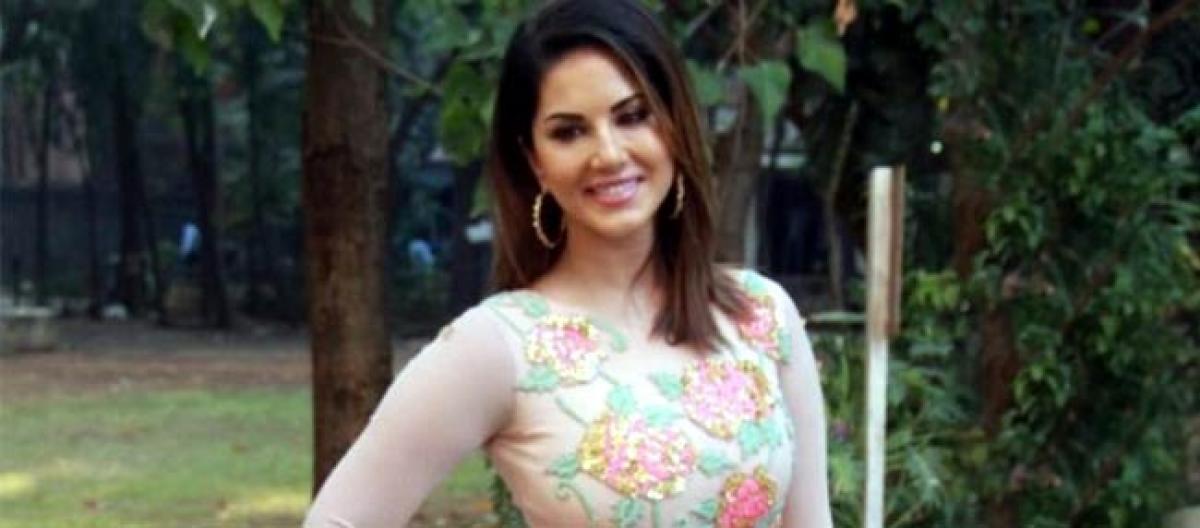 Sunny Leone thanks her Instagram followers on touching 4million