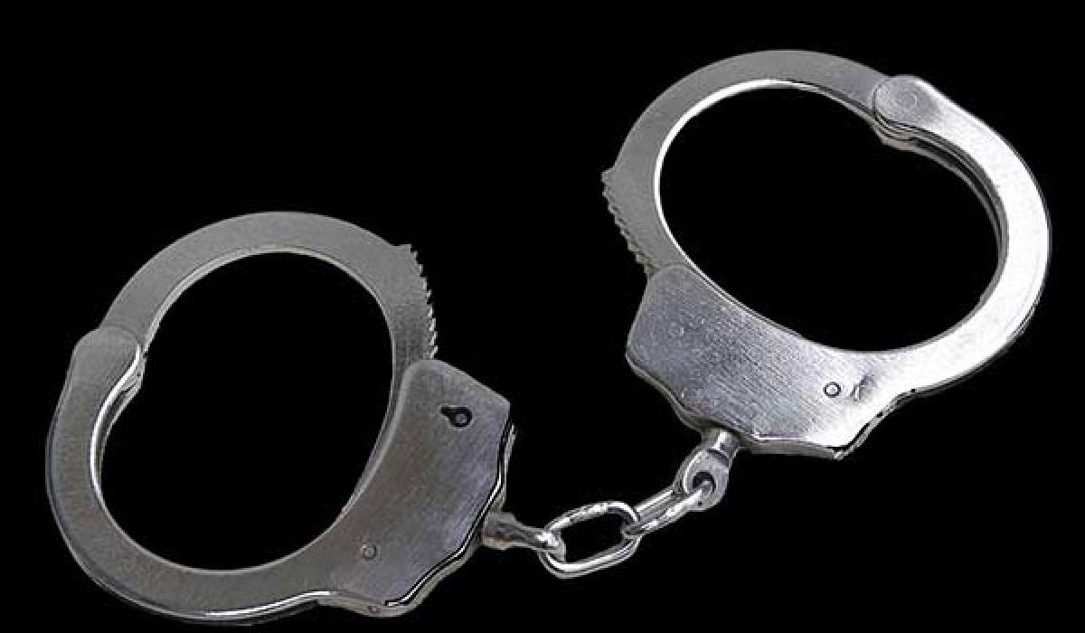 ACB arrests Andhra Medical College  accountant for holding illegal assets