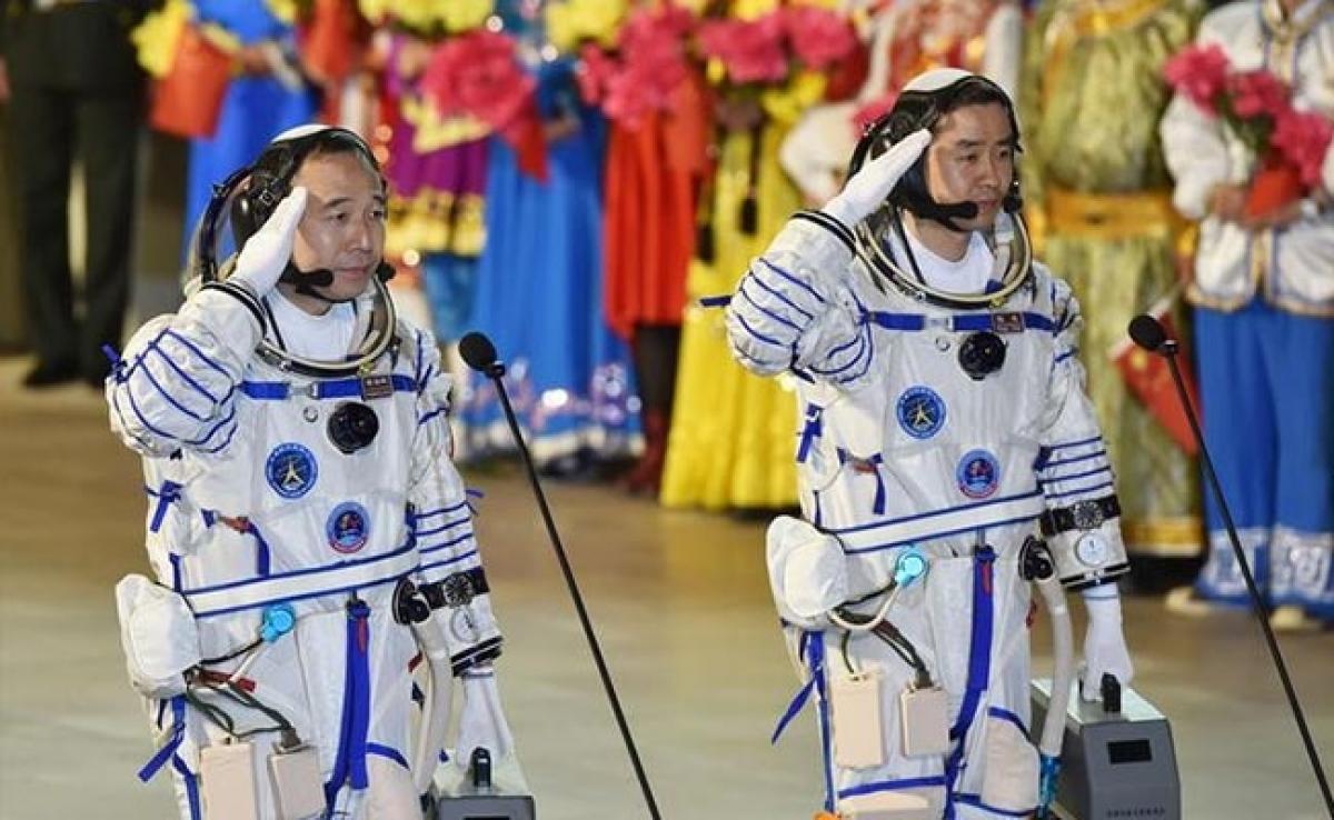 China launches longest-ever manned space mission