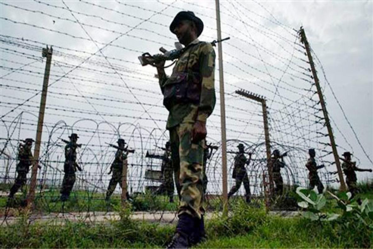 Pakistani troops violate ceasefire, target Indian posts along LoC