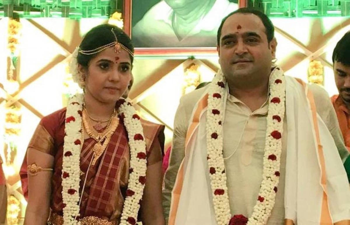 Vikram Kumar ties the knot