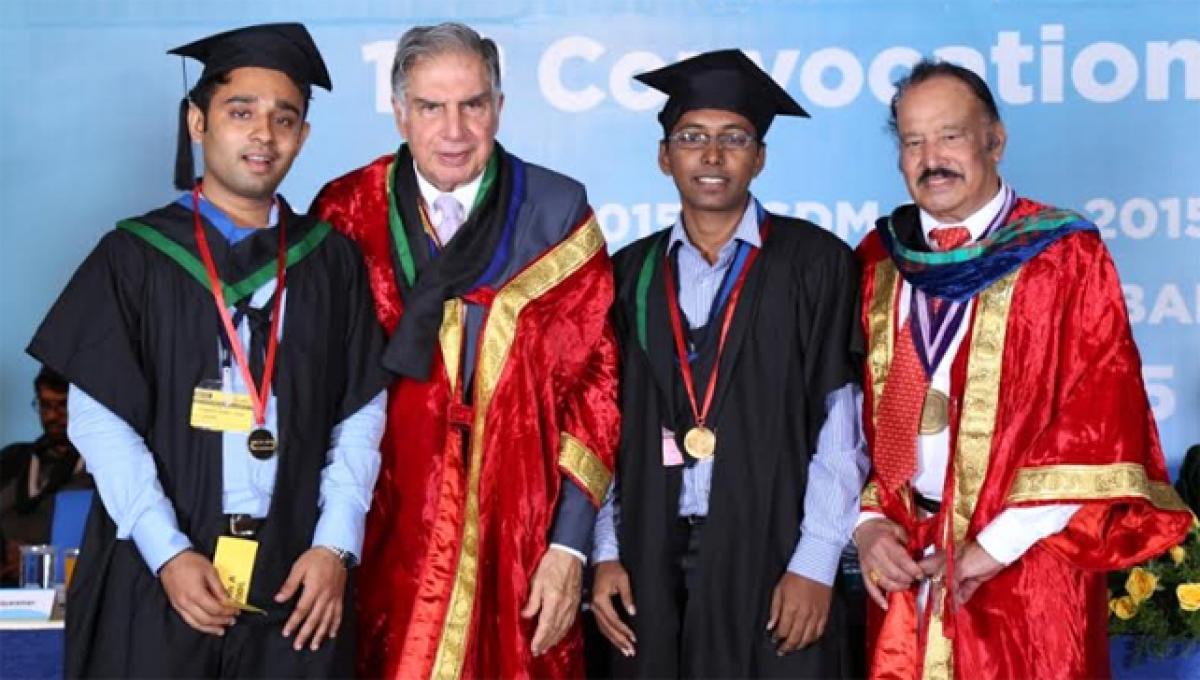 Great Lakes Institute of Management, Chennai hosts its 11th Convocation