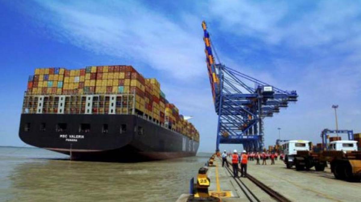 Trade deficit may be in range of USD 100-110 bn by March-end