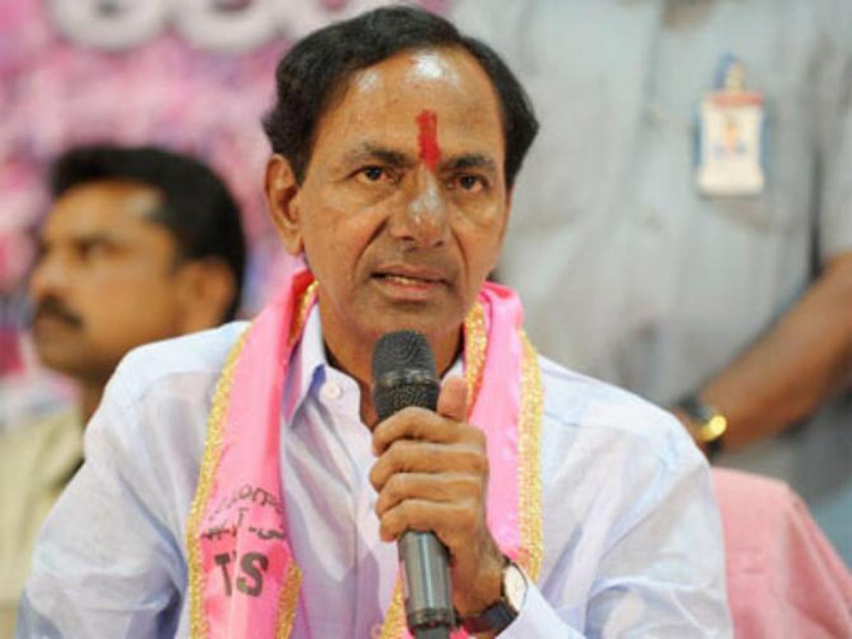 KCR: TS Govt wont hesitate to fight with the Centre for implementation of Muslims quota act