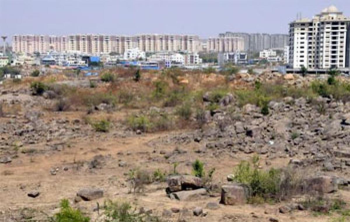 Govt to auction vacant lands in Hyd