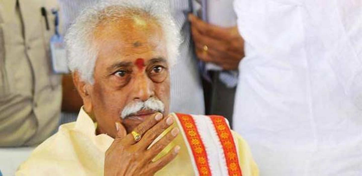 Dattatreya discusses TS, AP issues with Rajnath