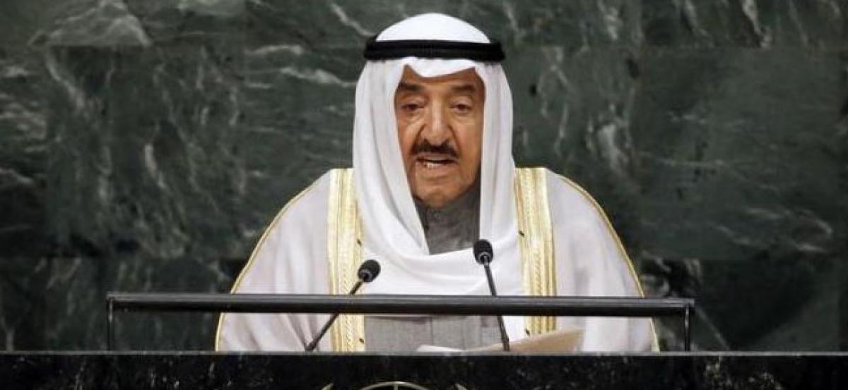 Kuwait seeks to mediate Arab crisis over Qatar