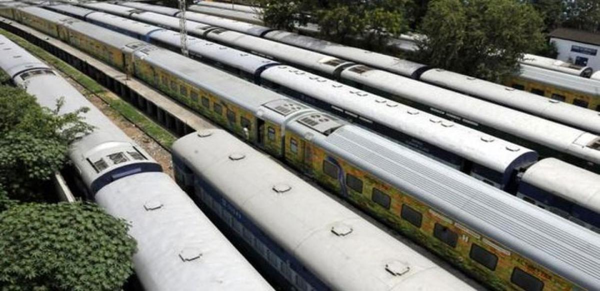 Trains partially cancelled due to traffic block