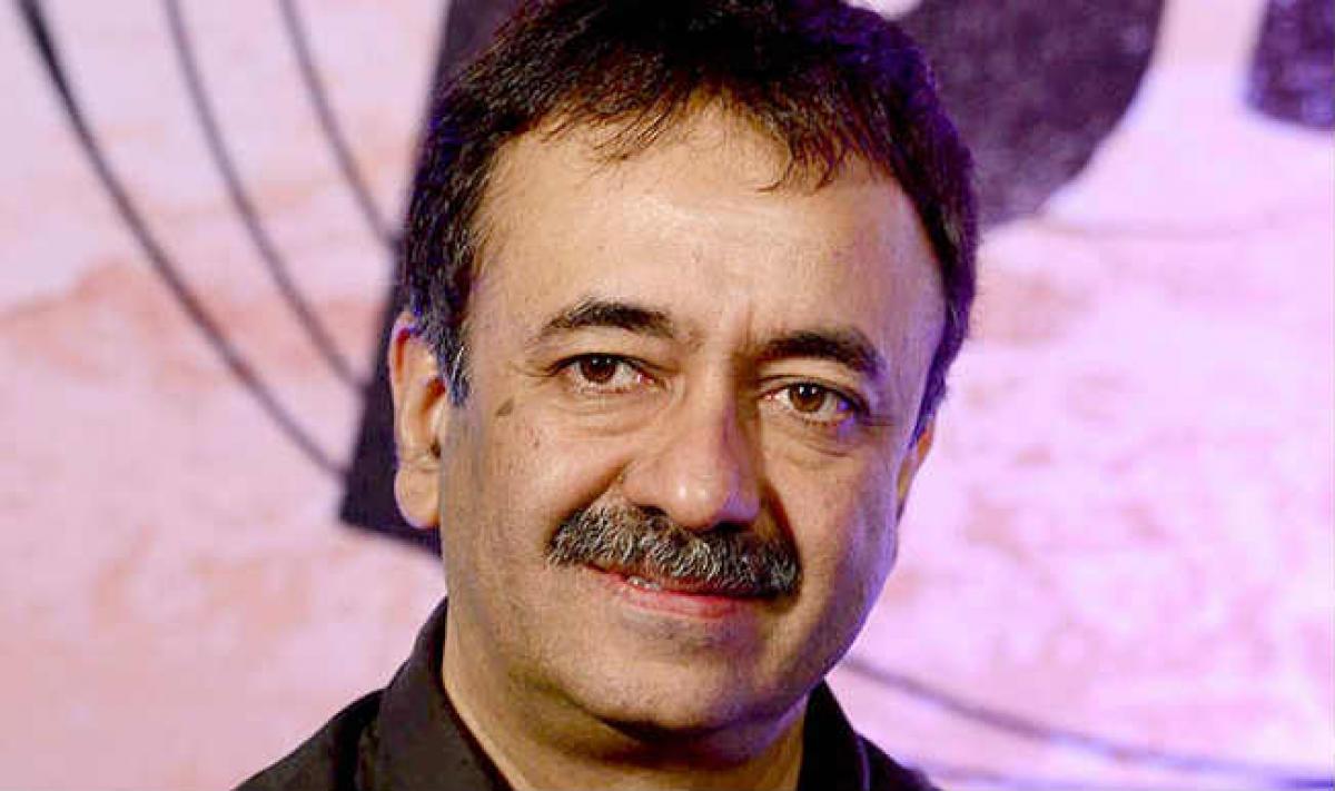 PK director Rajkumar Hirani injured in bike accident