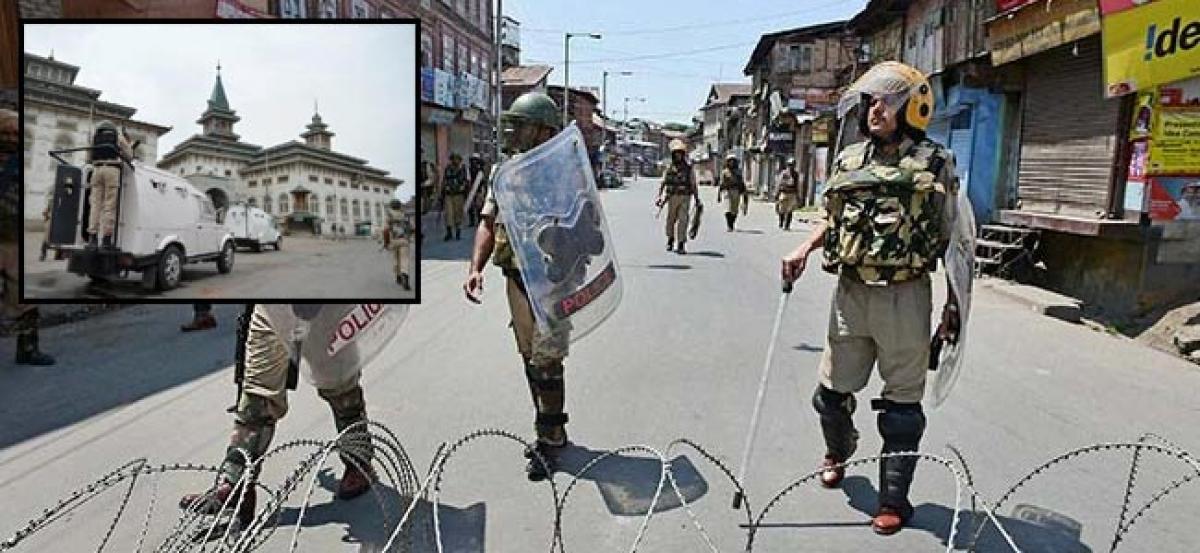 Five killed in new Kashmir violence