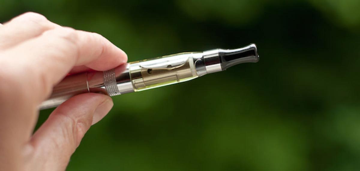 E-cigarette Ads may prompt teens to try them