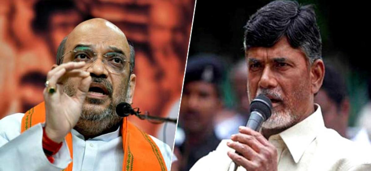 Naidu holds luncheon for Amit Shah