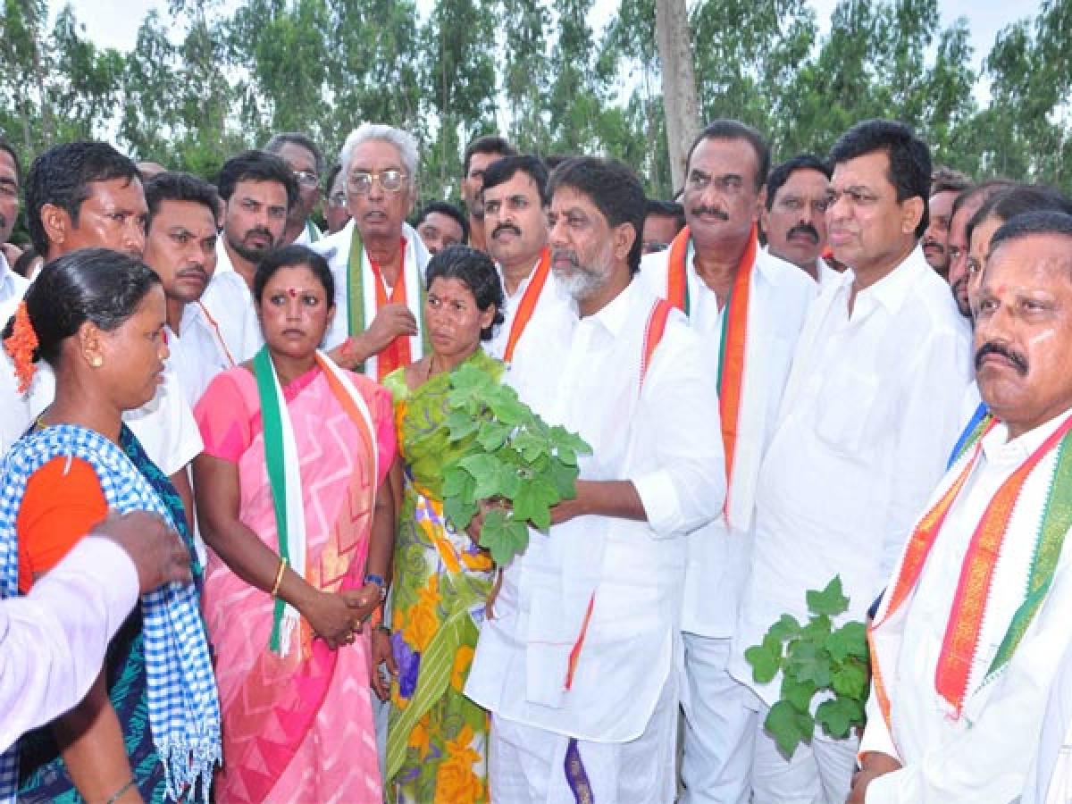 Congress  to take up Podu issue: Mallu Bhatti Vikramark