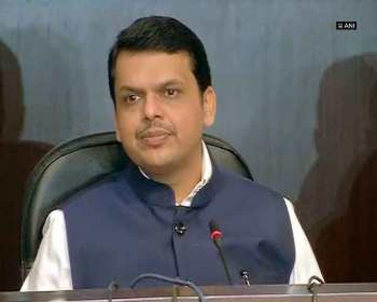 Fadnavis meets Modi, asks Rs. 10,000 crore for drought-hit Maharashtra