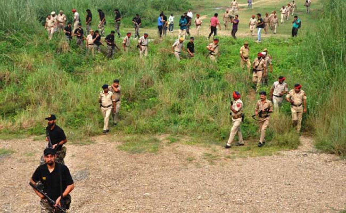 Massive Search Operation In Pathankot, Gurdaspur For Suspicious Men