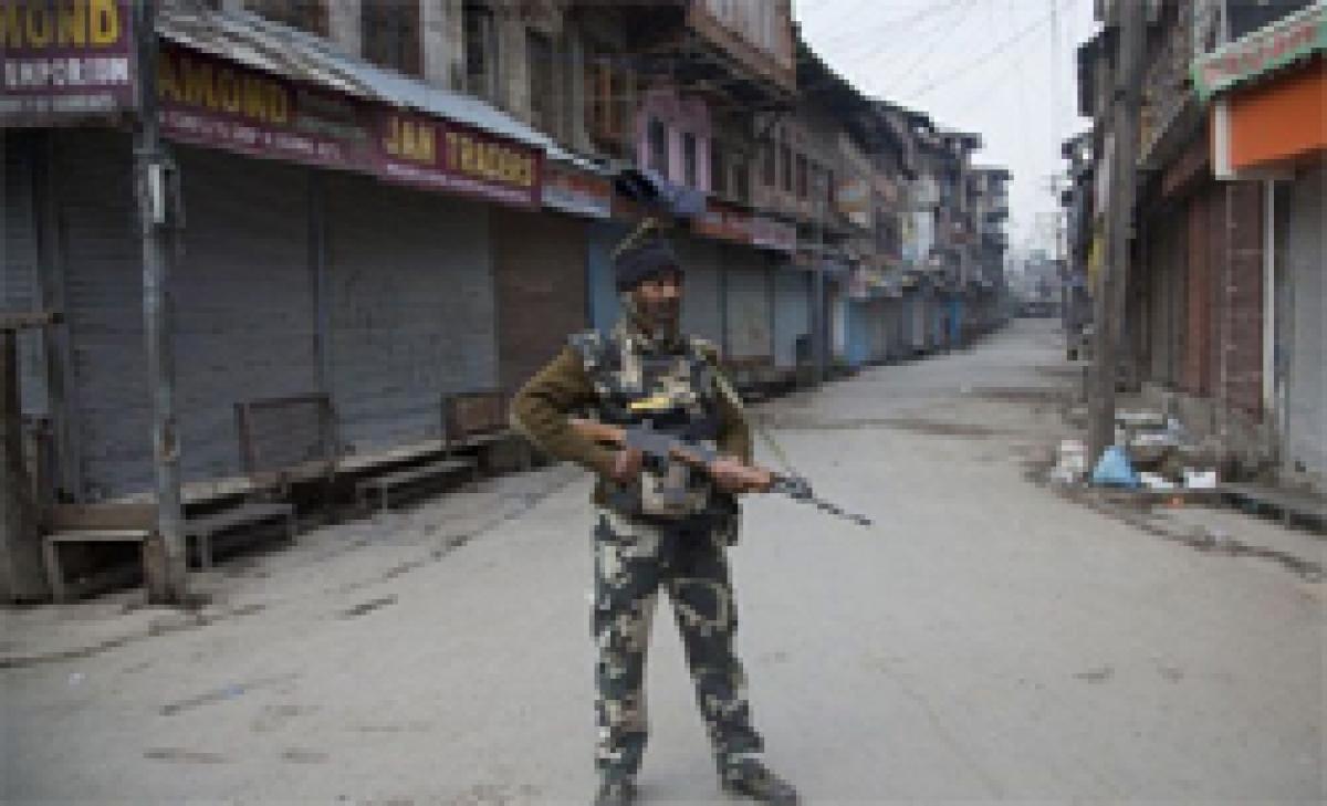 Separatists call strike, disrupt normal life in Kashmir