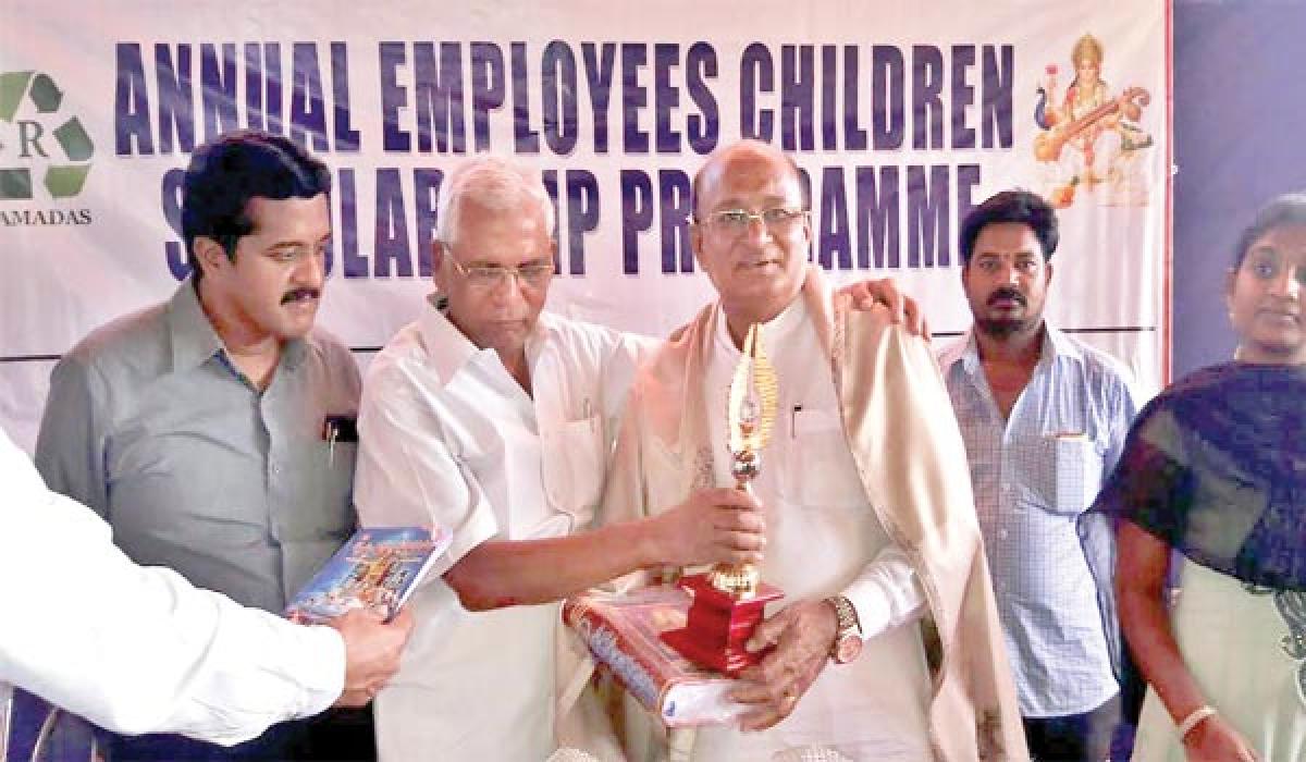 Gorantla lauds scholarship programme of Sri Ramdas Paper Board