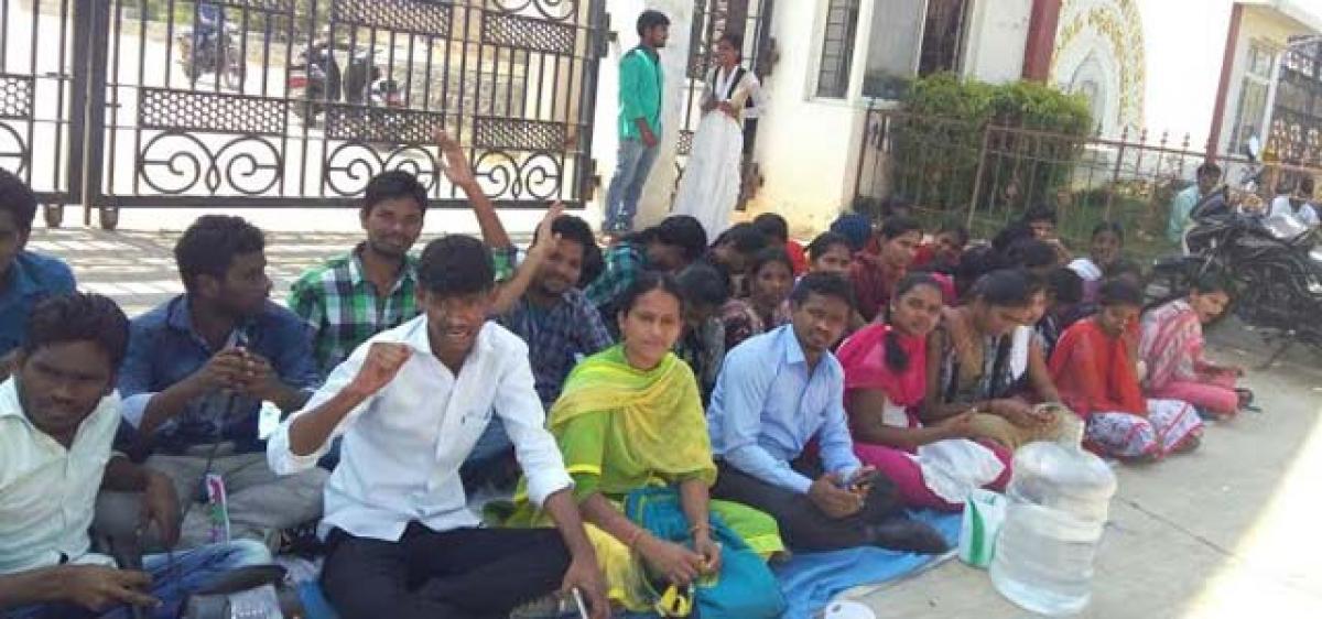 Satavahana University Students JAC strike enters third day