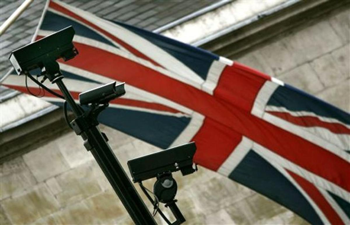 UK Remembers 2005 London bombings under shadow of Tunisia