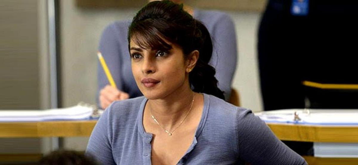 Priyanka Chopra goes all out to announce Quantico in India with a bang!