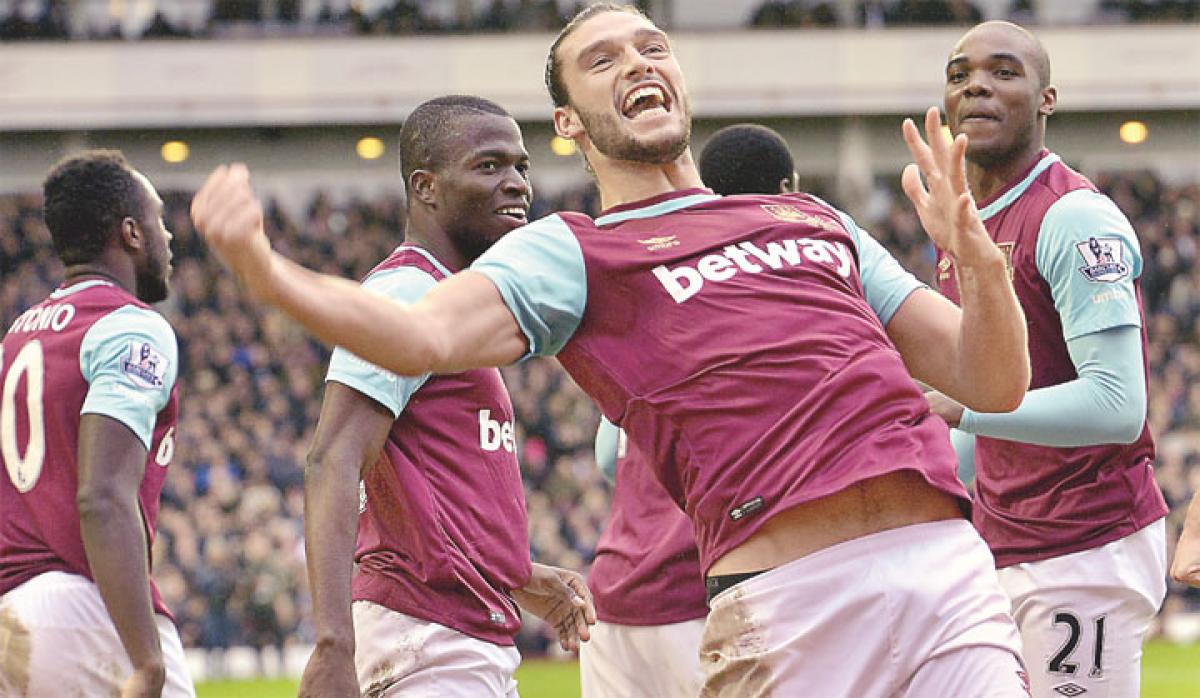 West Ham stun Liverpool