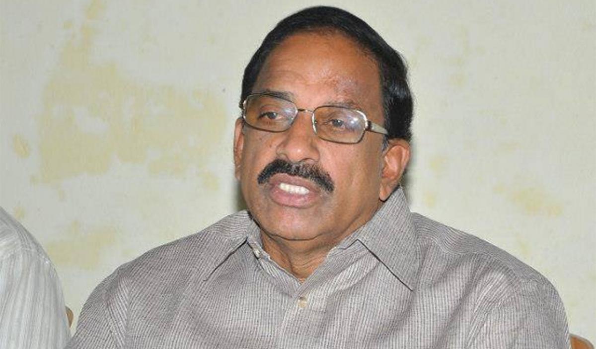 Naidu hatching plot against TS, says Tummala