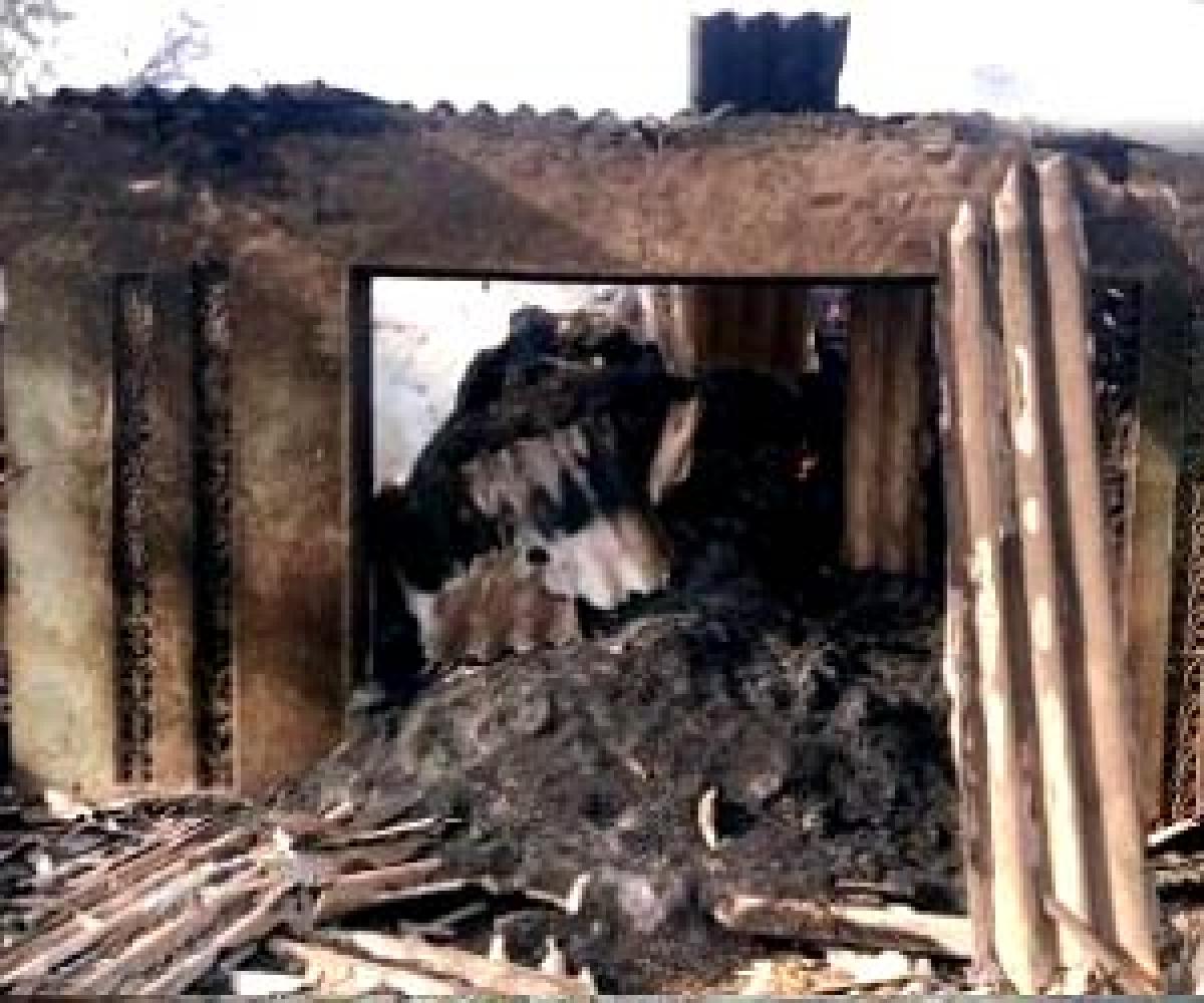 Three killed, 1000 houses gutted in Darbangha fire