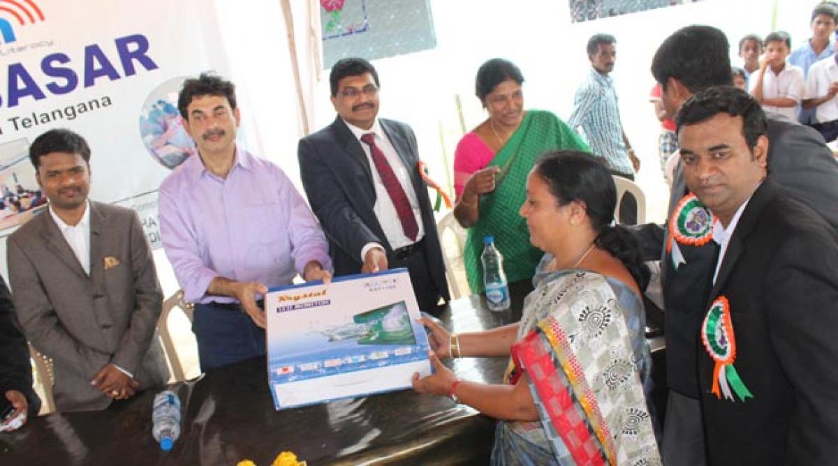 Basar village honoured as Telangana First ‘Digital Village’