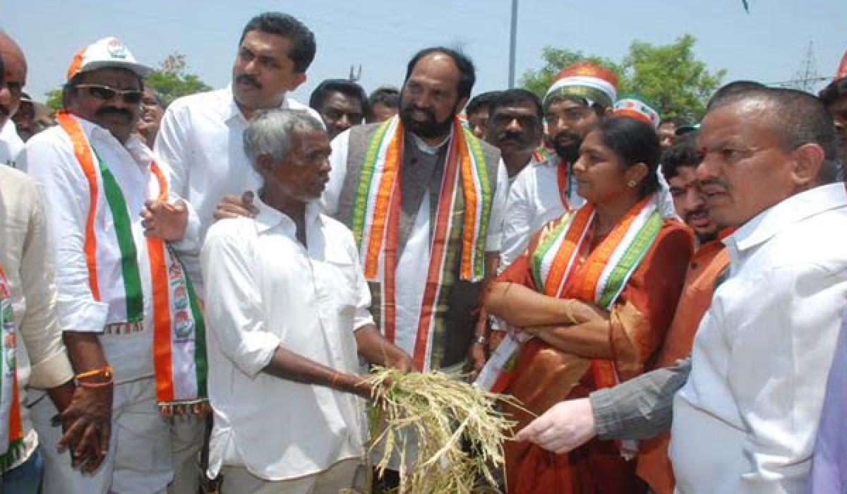 Uttam snarks at KCR for neglecting farmers