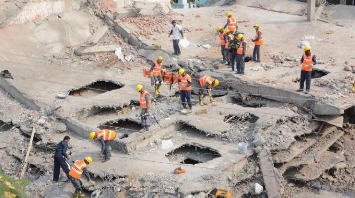 Two women labourers killed, two others injured as mound of mud caves in at construction site