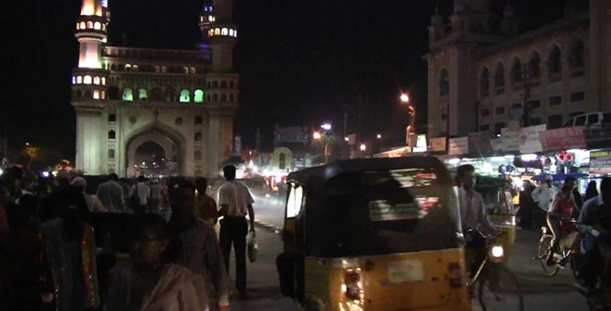 No Entry for autos at Charminar