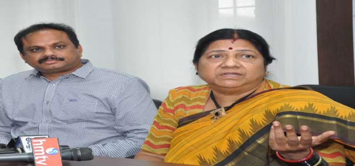 Women’s panel chief meets CRDA staff