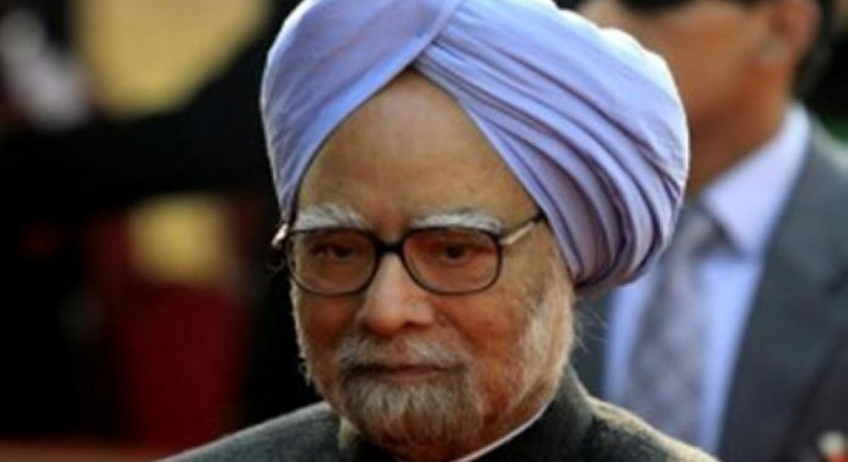 Demonetization will drag GDP by 2% says Manmohan Singh