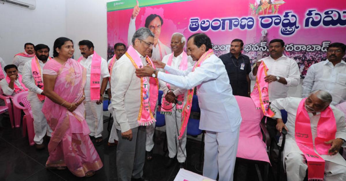 KCR on Mission 100