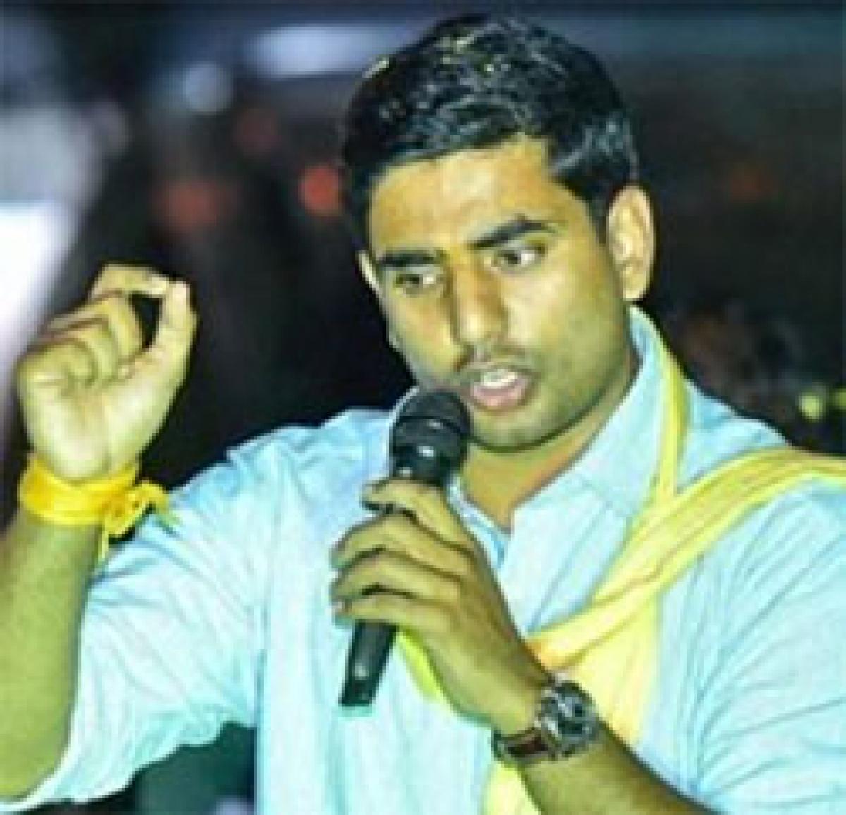 CBN plays national politics, KCRs is Galli politics: Lokesh