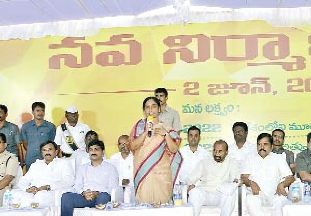 Sunitha blames Cong for post-division woes