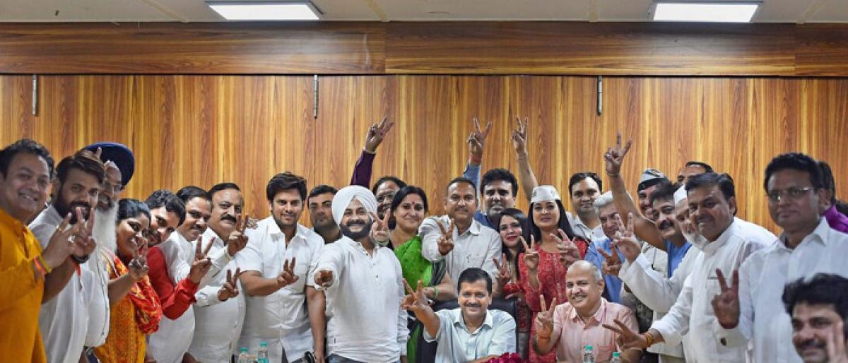 HC quashes disqualification of 20 AAP MLAs