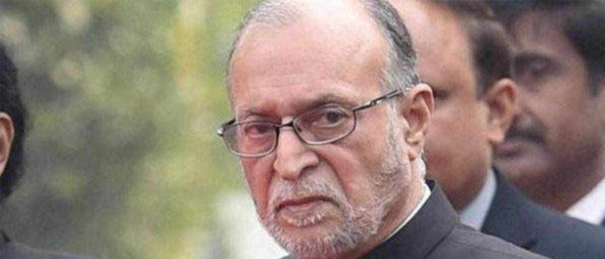 LG  Anil Baijal offers floral chaadar at festival of composite culture
