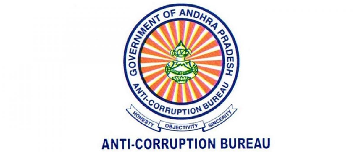 ACB staff take no-corruption pledge