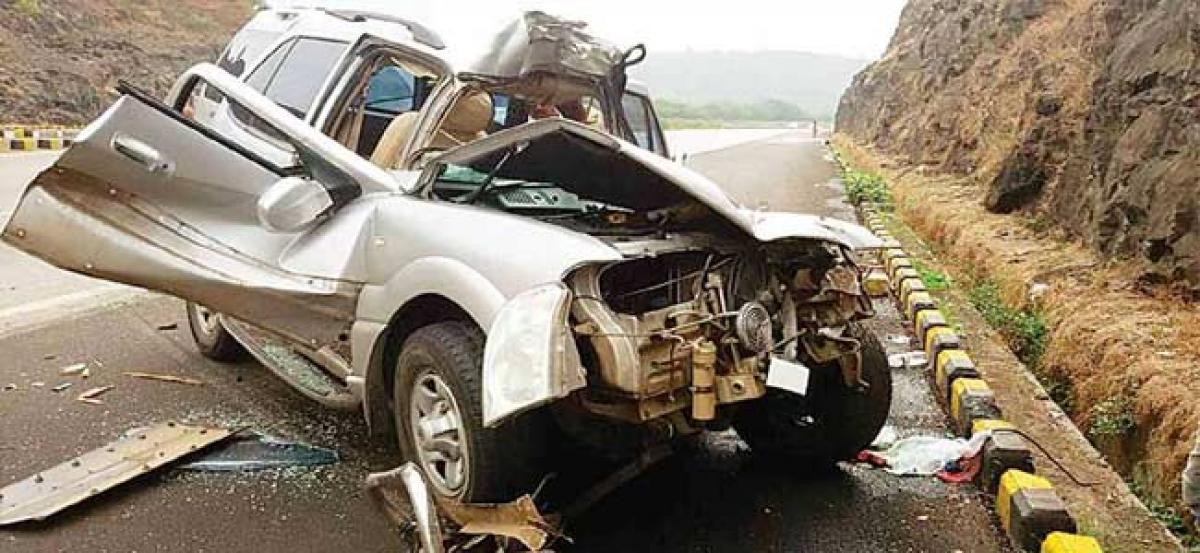 8 killed in road accident in UPs Sambhal