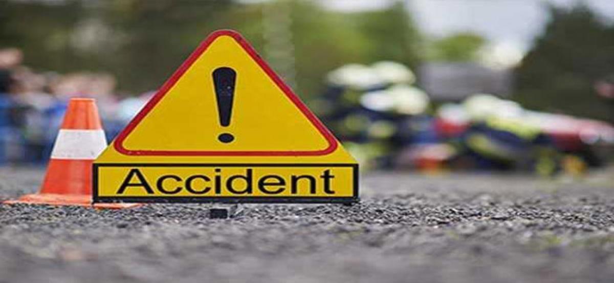 20 injured in two road accidents in Siddipet dist