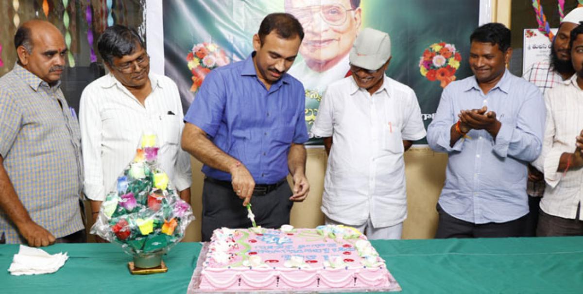 Tulasi Seeds celebrates Allu Rama Lingaiah’s birth anniversary